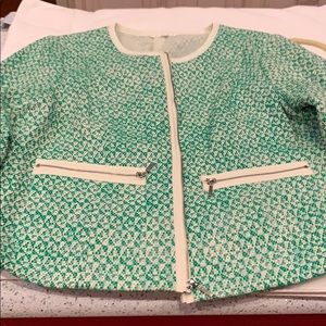 Lovely CABI jacket, like new, cropped zip front